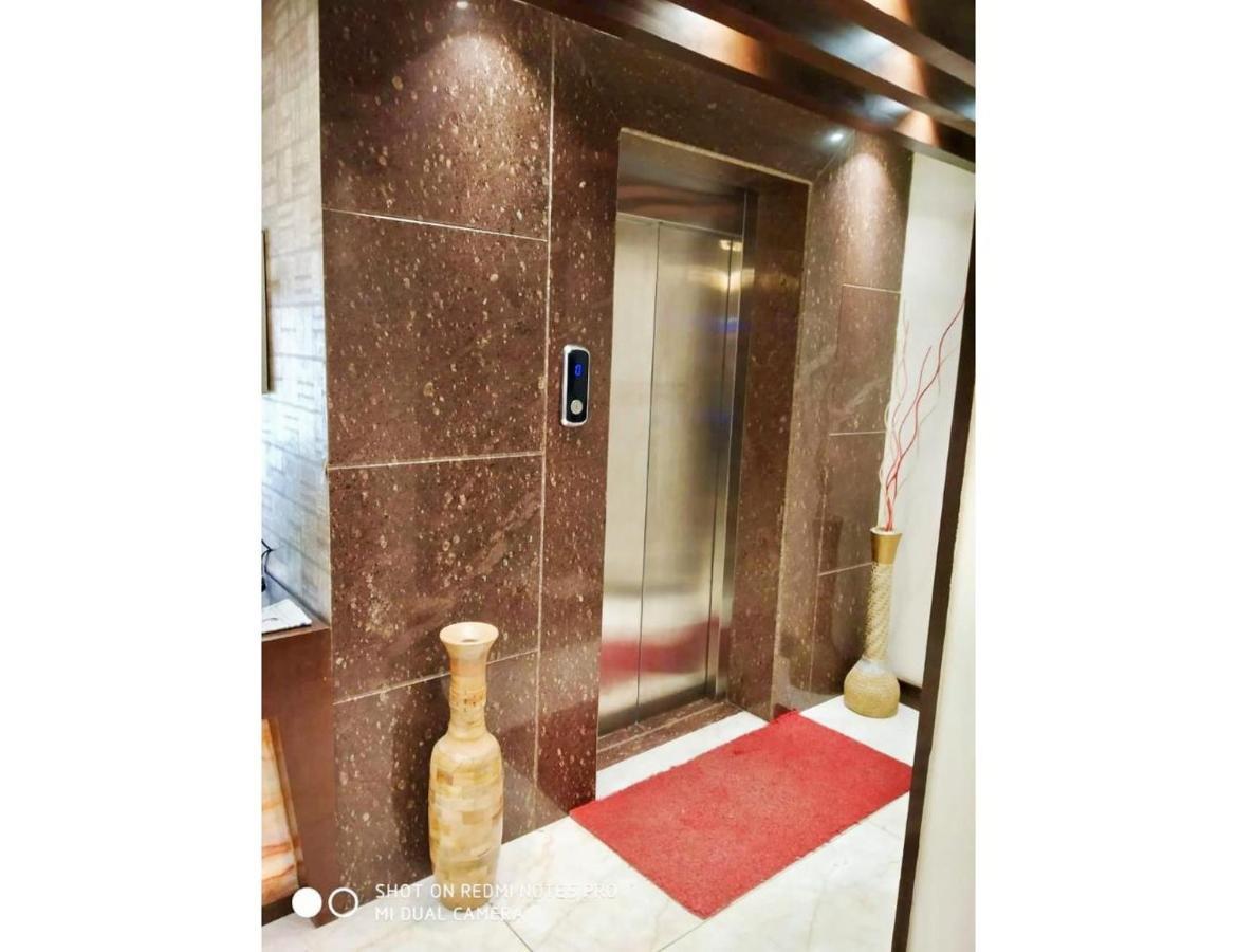 Hotel The Royal, Sehore Ngoại thất bức ảnh